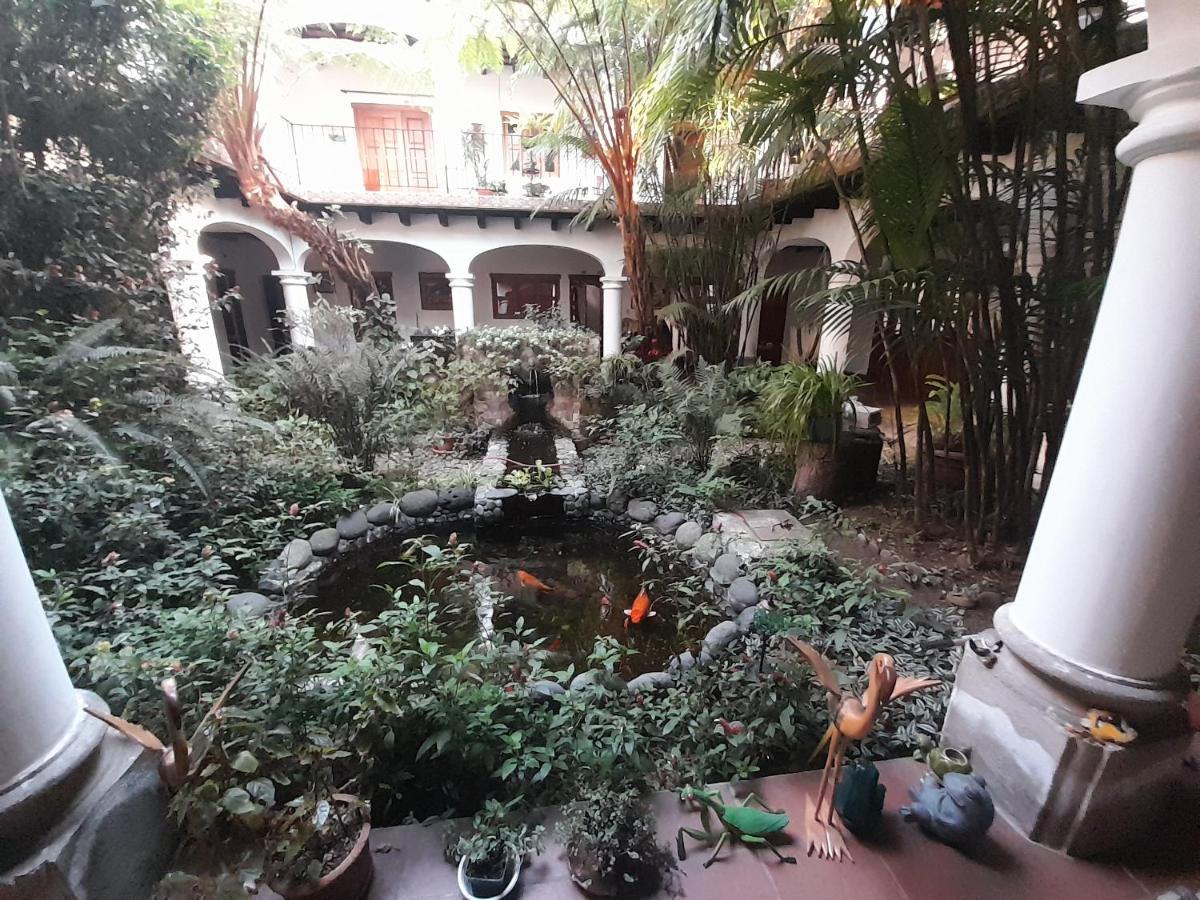 Hotel Y Jardines Casa Buho 危地马拉安地瓜 外观 照片