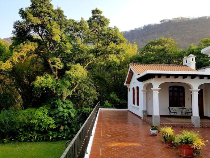 Hotel Y Jardines Casa Buho 危地马拉安地瓜 外观 照片