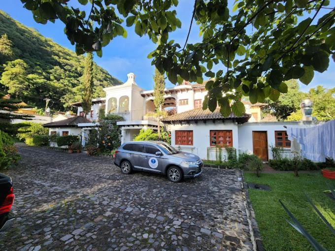 Hotel Y Jardines Casa Buho 危地马拉安地瓜 外观 照片