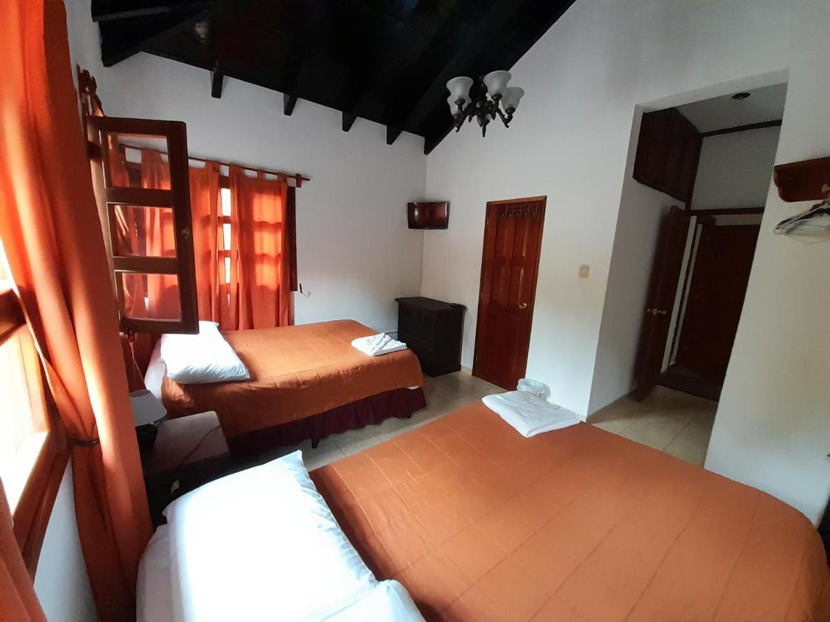 Hotel Y Jardines Casa Buho 危地马拉安地瓜 外观 照片