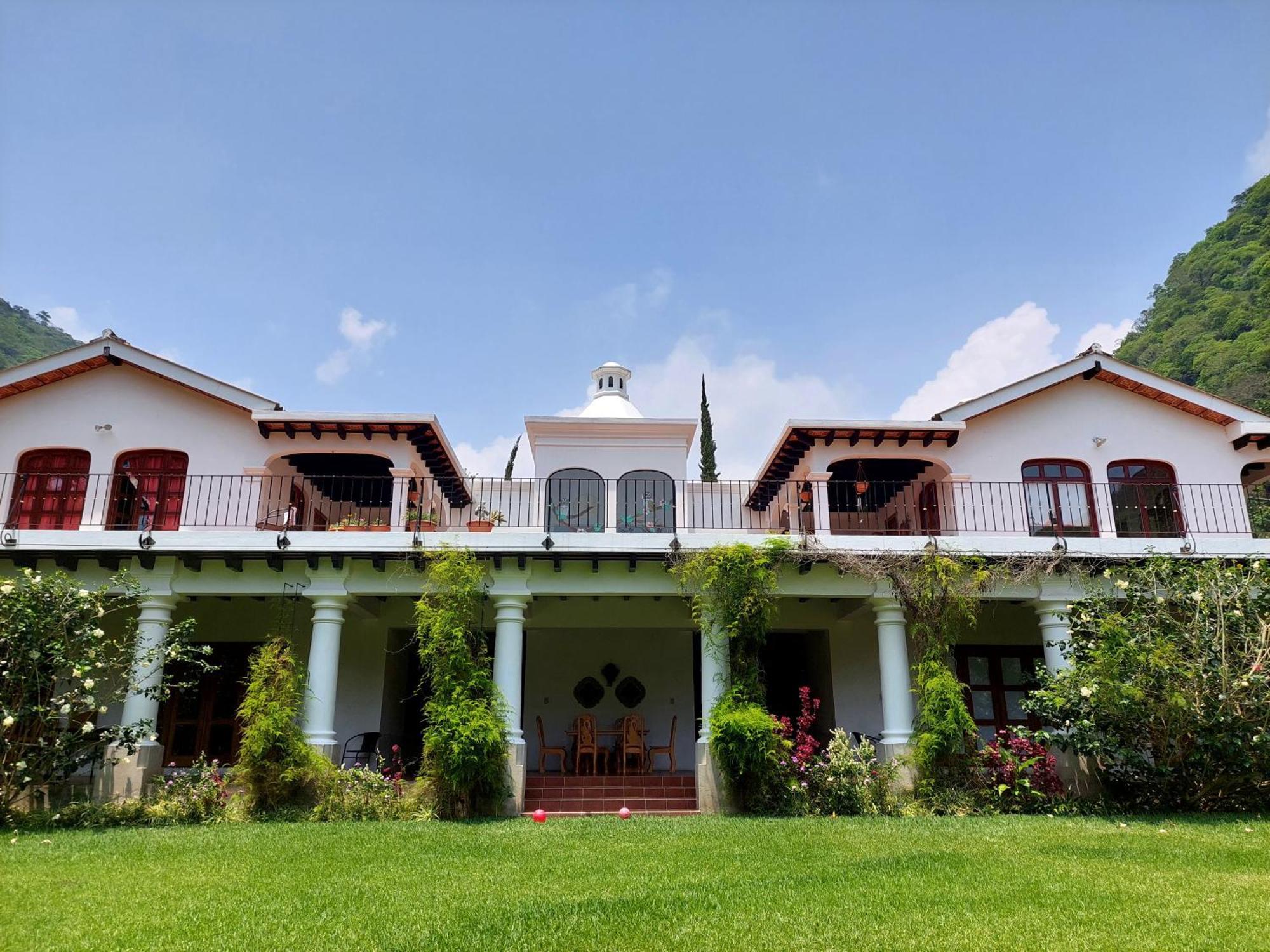 Hotel Y Jardines Casa Buho 危地马拉安地瓜 外观 照片
