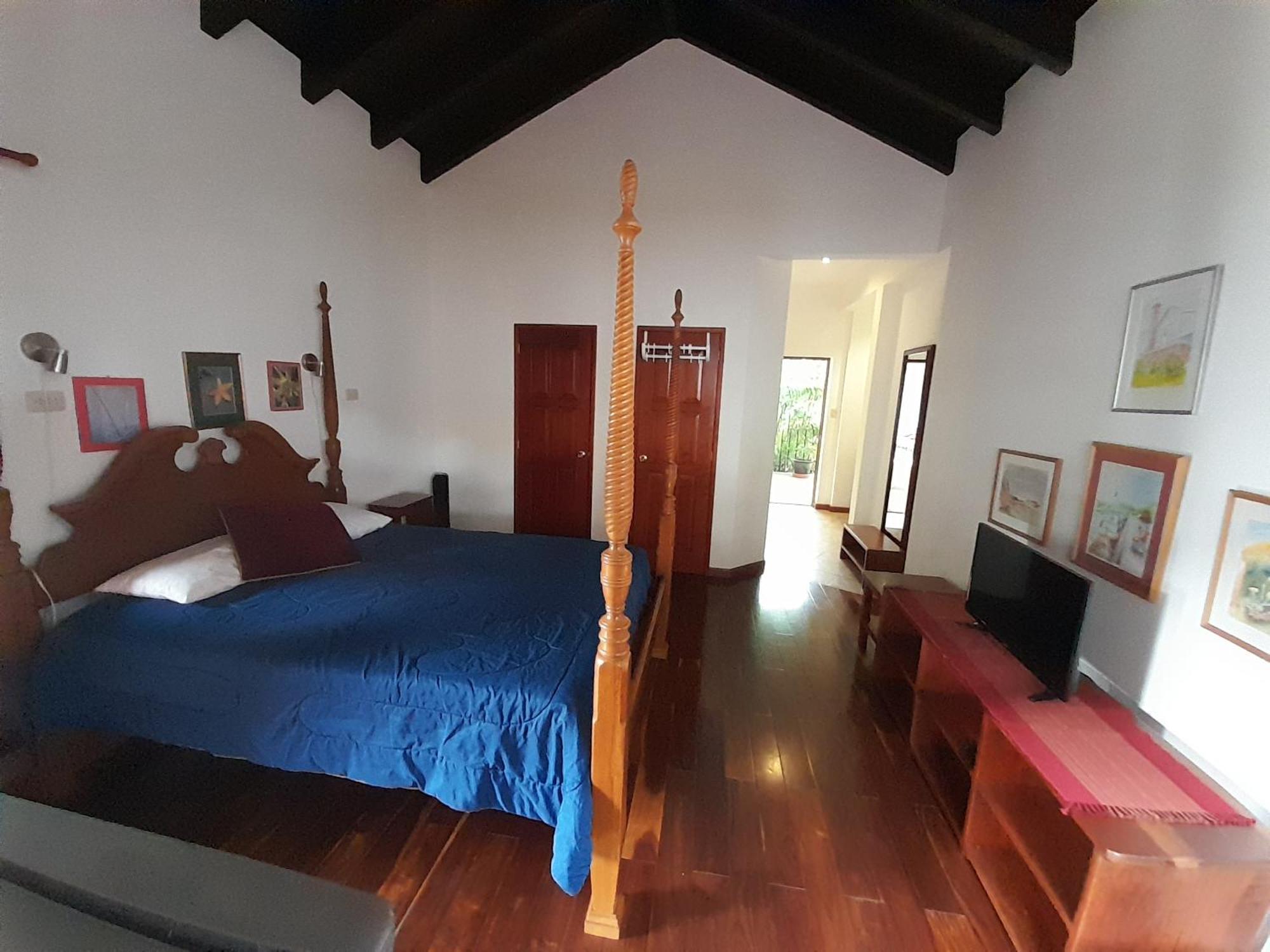 Hotel Y Jardines Casa Buho 危地马拉安地瓜 外观 照片