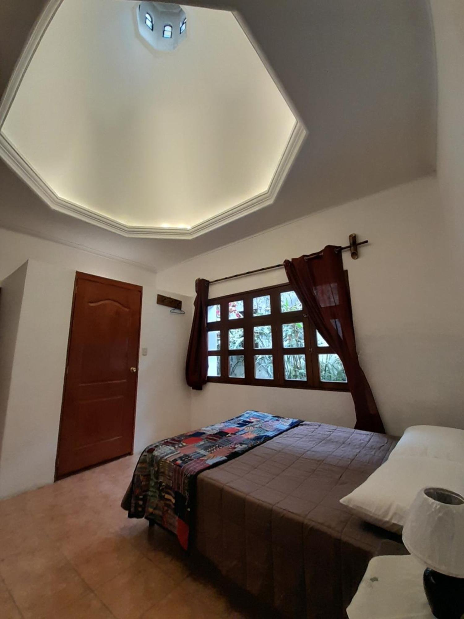 Hotel Y Jardines Casa Buho 危地马拉安地瓜 外观 照片