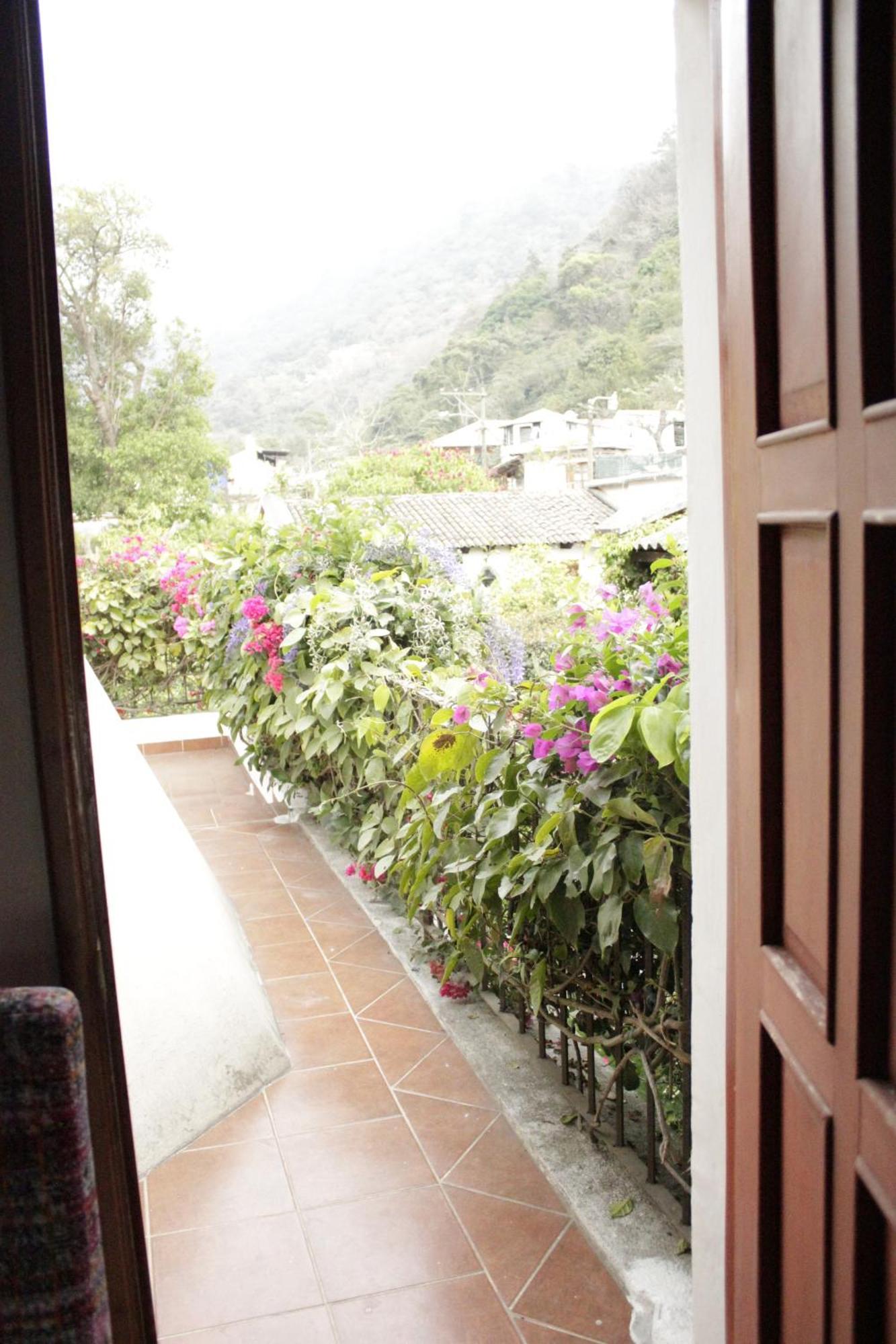Hotel Y Jardines Casa Buho 危地马拉安地瓜 外观 照片