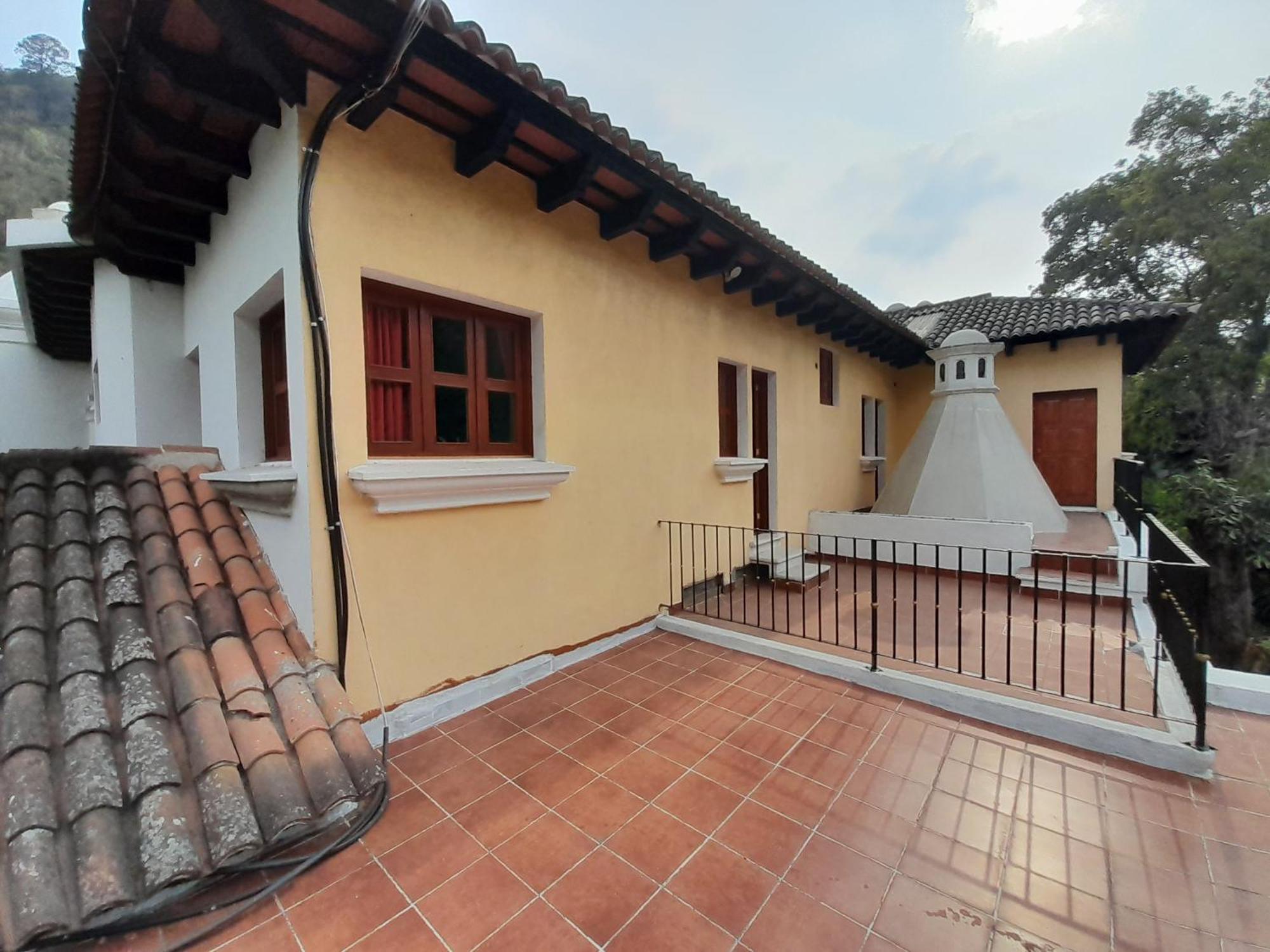 Hotel Y Jardines Casa Buho 危地马拉安地瓜 外观 照片